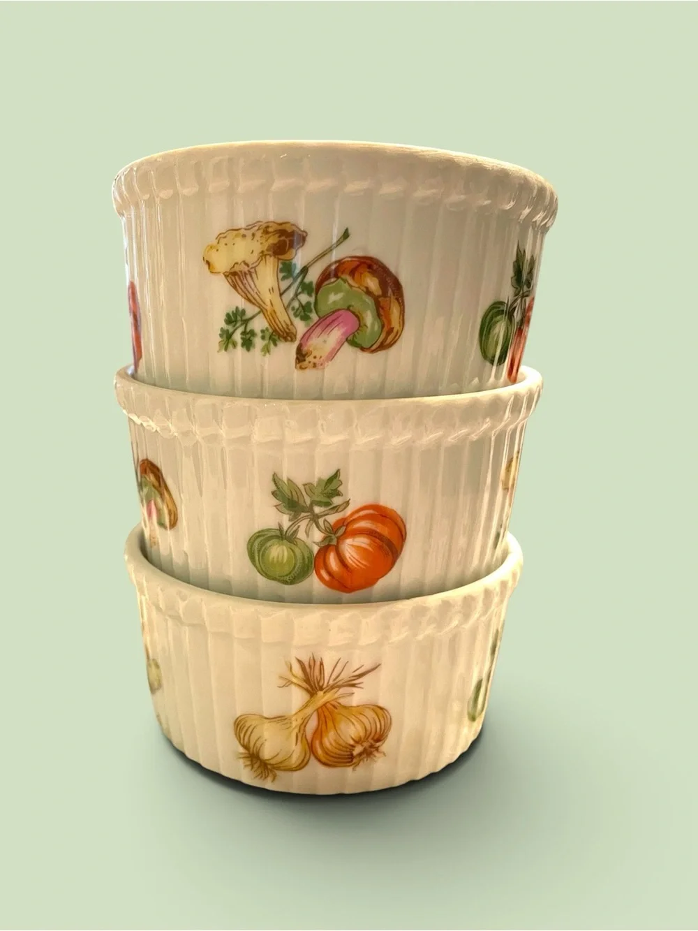 Vintage APILCO French Porceline Ramekin, Set of 4